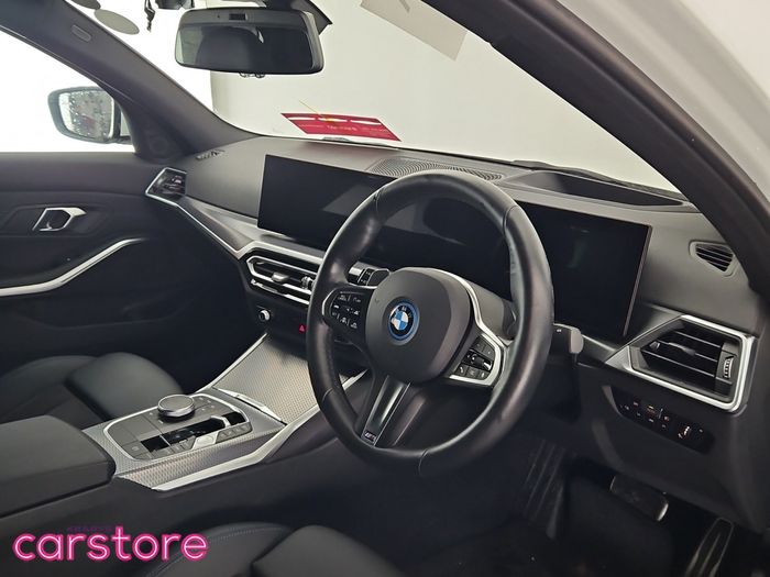 BMW 3 Series 2024
