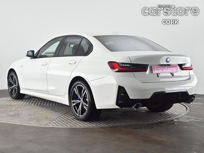 BMW 3 Series 2023