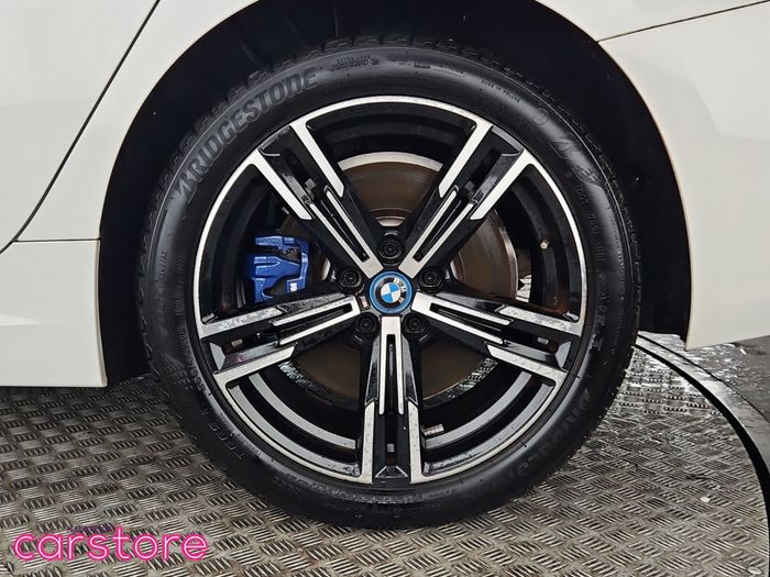 BMW 3 Series 2023