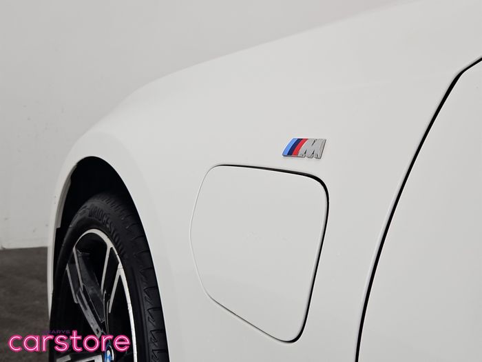 BMW 3 Series 2023