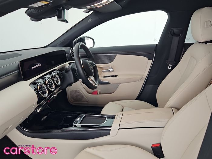 Mercedes-Benz CLA 2025