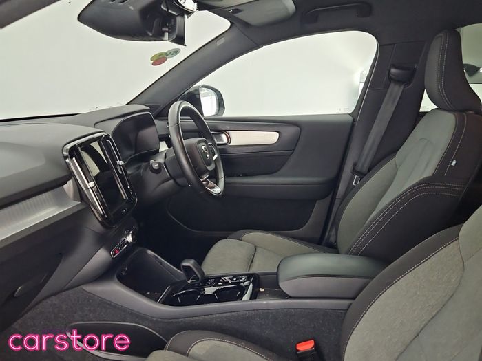 Volvo XC40 2023