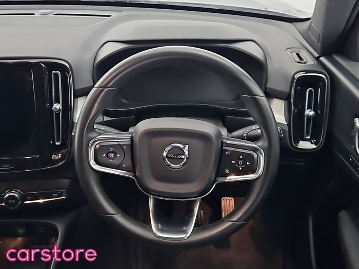 Volvo XC40 2023