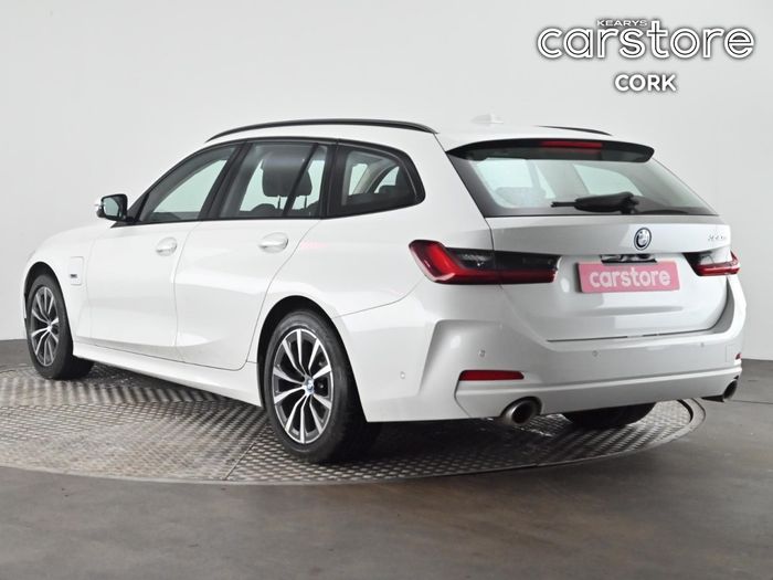 BMW 3 Series 2023