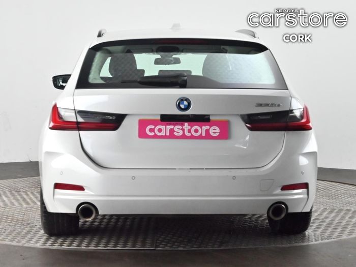 BMW 3 Series 2023