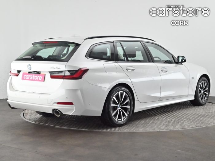 BMW 3 Series 2023