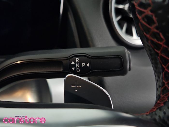 Mercedes-Benz EQB 2022