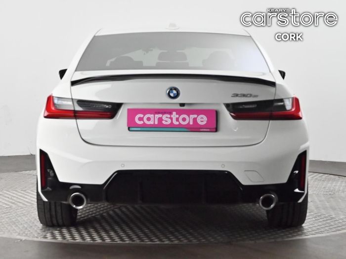 BMW 3 Series 2023