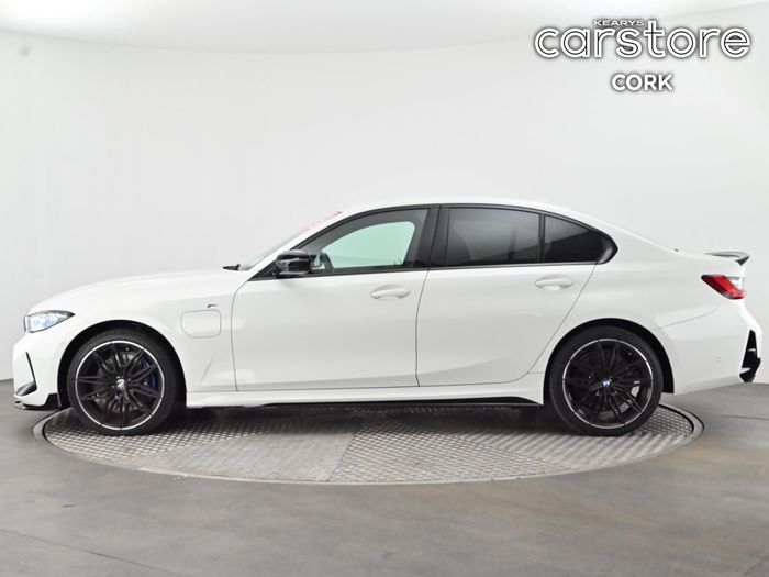 BMW 3 Series 2023