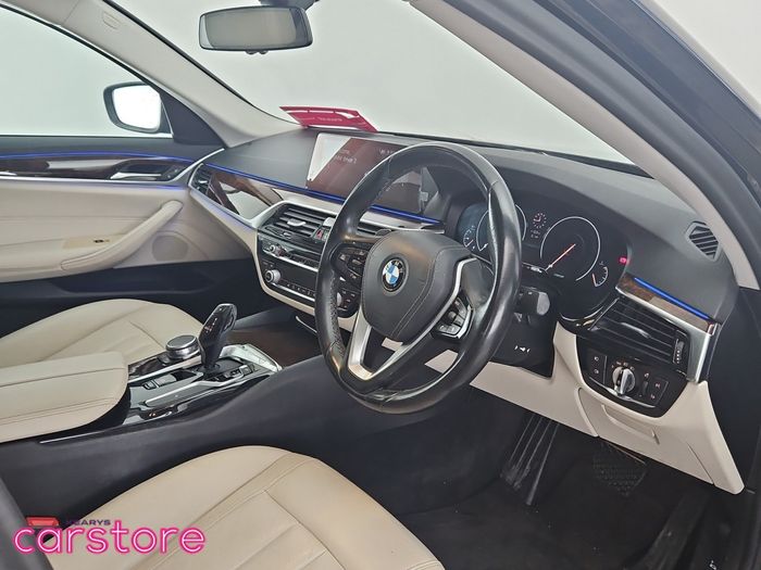BMW 5 Series 2019
