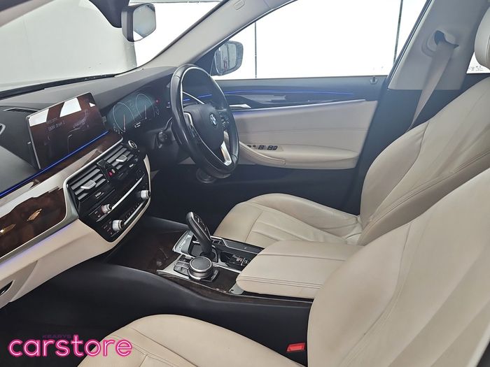 BMW 5 Series 2019