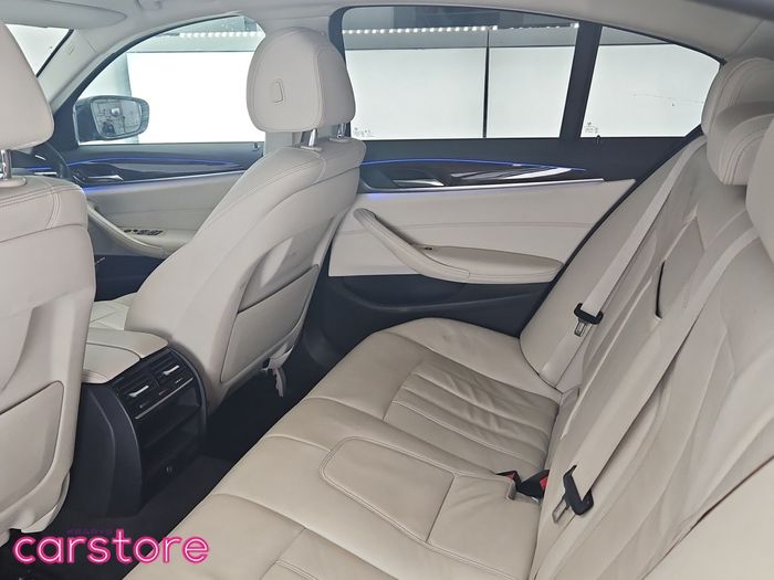 BMW 5 Series 2019