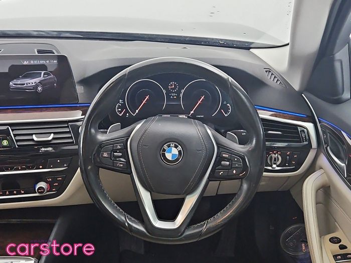 BMW 5 Series 2019