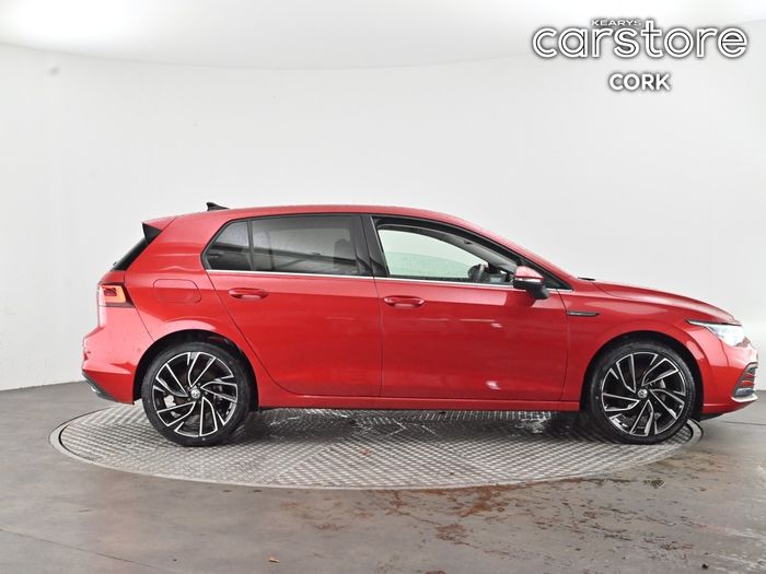 Volkswagen Golf 2021