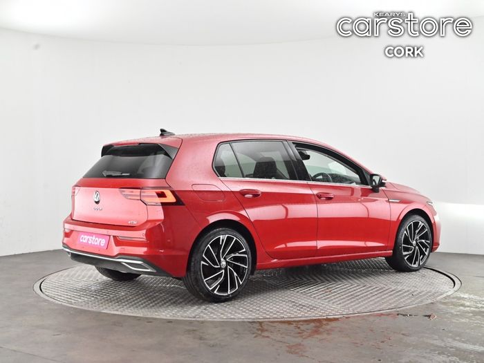 Volkswagen Golf 2021