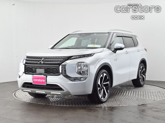 Mitsubishi Outlander 2023