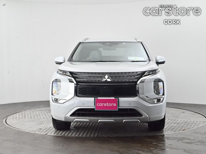 Mitsubishi Outlander 2023