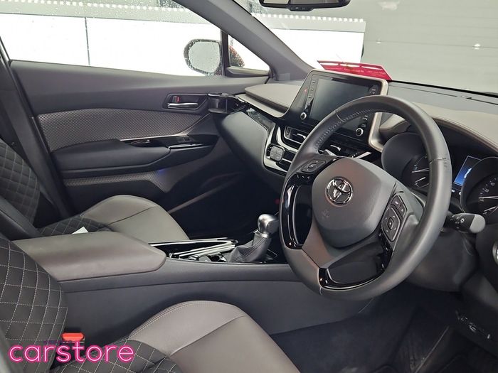 Toyota C-HR 2023