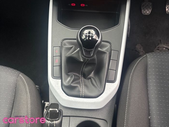 SEAT Arona 2024