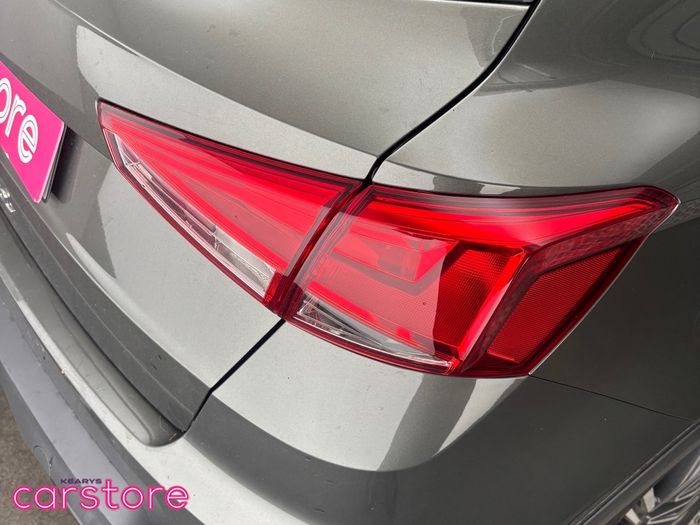 SEAT Arona 2024