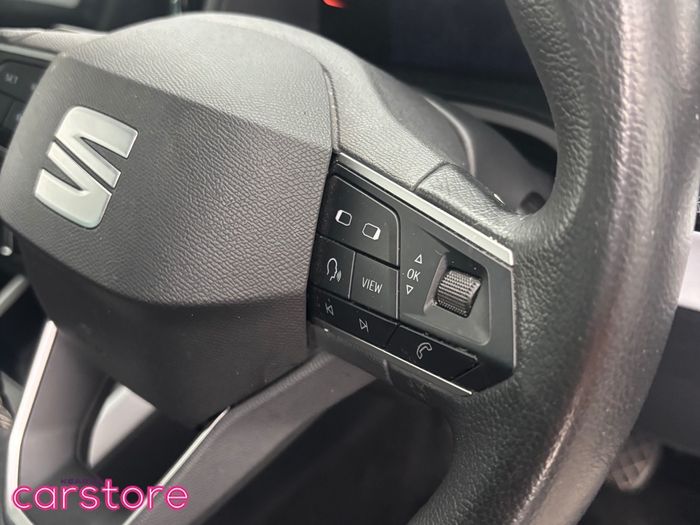 SEAT Arona 2024
