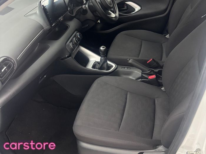Toyota Yaris 2024