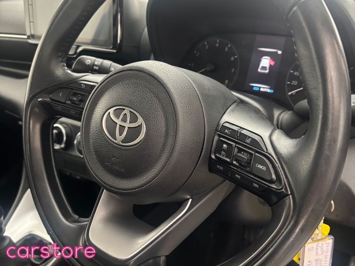 Toyota Yaris 2024