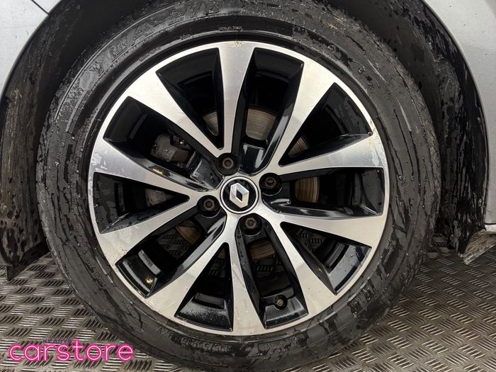 Renault Clio 2023