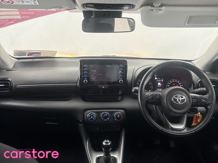 Toyota Yaris 2024