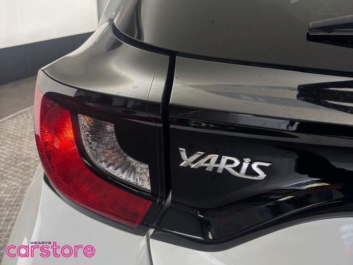 Toyota Yaris 2021