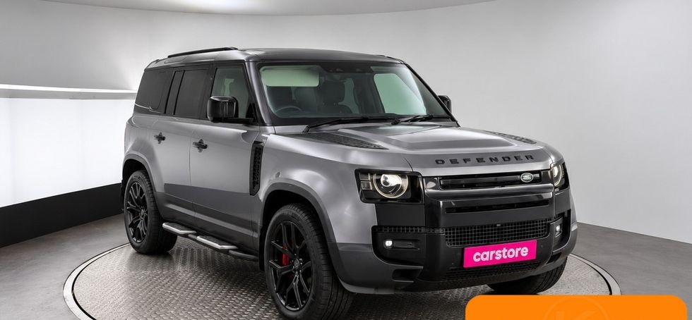 Land Rover Defender 2023