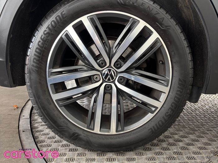 Volkswagen Tiguan 2021