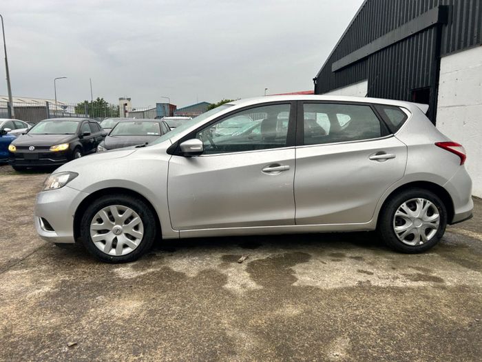 Nissan Pulsar 2016