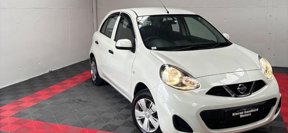 Nissan March 2016