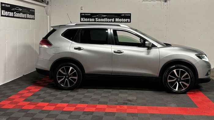 Nissan X-Trail 2016