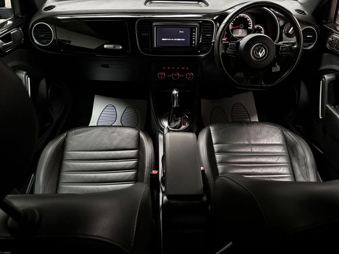Volkswagen Beetle 2012