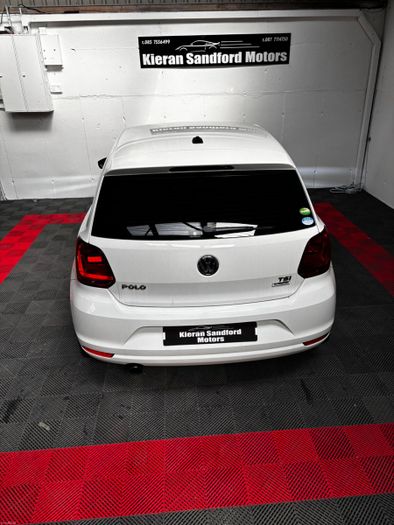 Volkswagen Polo 2016