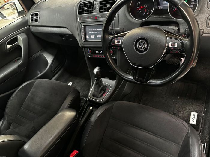 Volkswagen Polo 2016