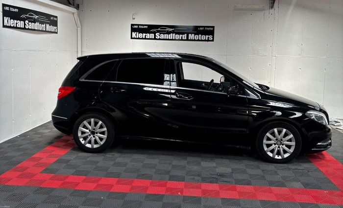 Mercedes-Benz B-Class 2013