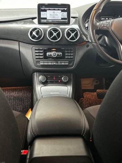 Mercedes-Benz B-Class 2013