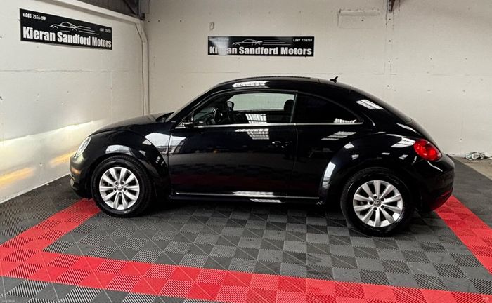 Volkswagen Beetle 2014