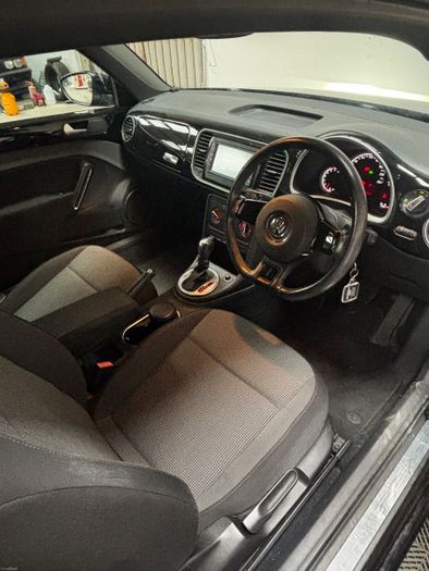 Volkswagen Beetle 2014