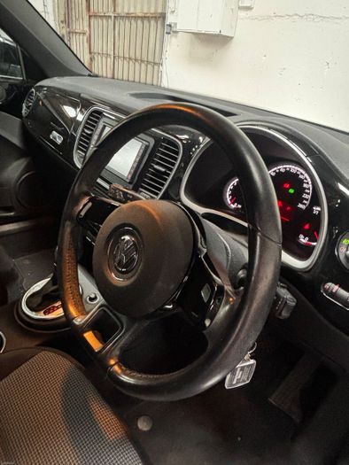 Volkswagen Beetle 2014