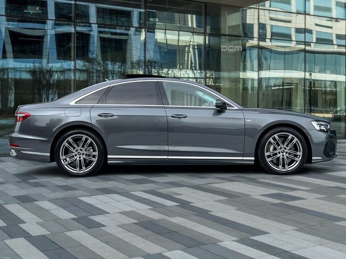 Audi A8 2023