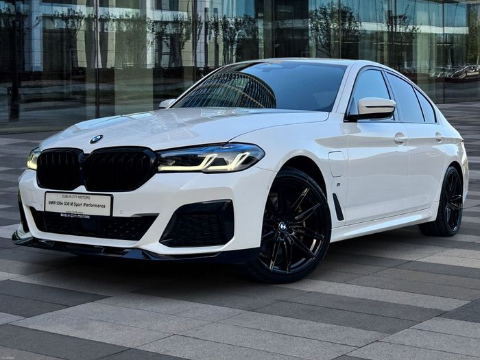 BMW 5 Series 2021