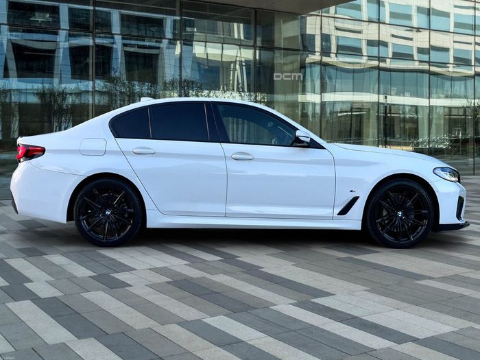 BMW 5 Series 2021