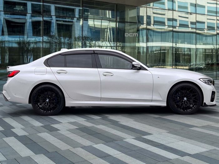 BMW 3 Series 2021