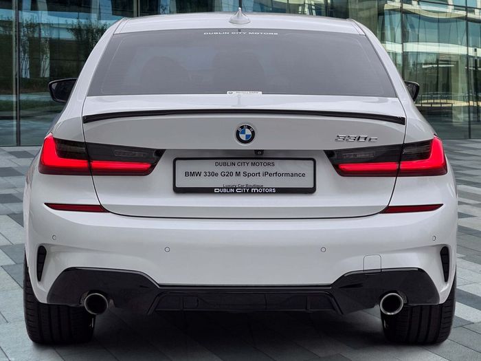 BMW 3 Series 2021
