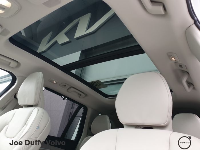 Volvo XC90 2025