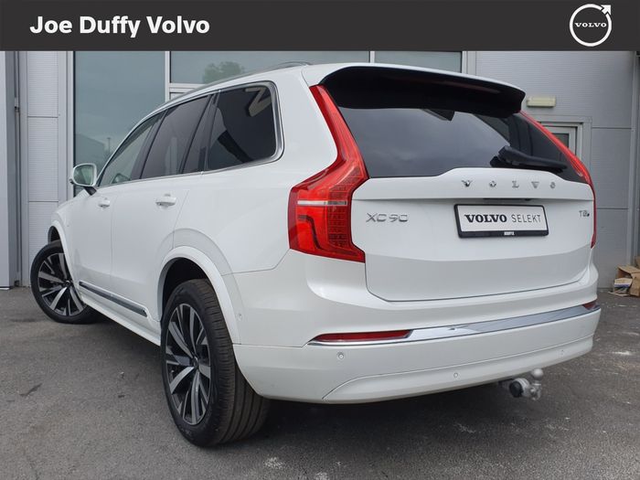 Volvo XC90 2025